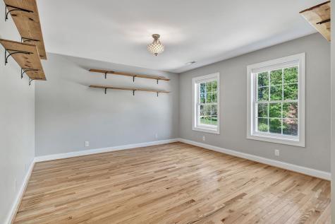 1012 Carrs Creek Boulevard Greenbrier TN 37073