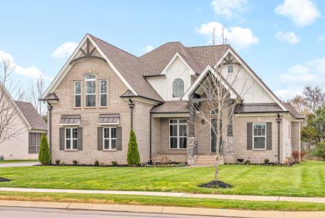 811 Brook Trail Lebanon TN 37087