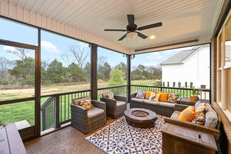 811 Brook Trail Lebanon TN 37087