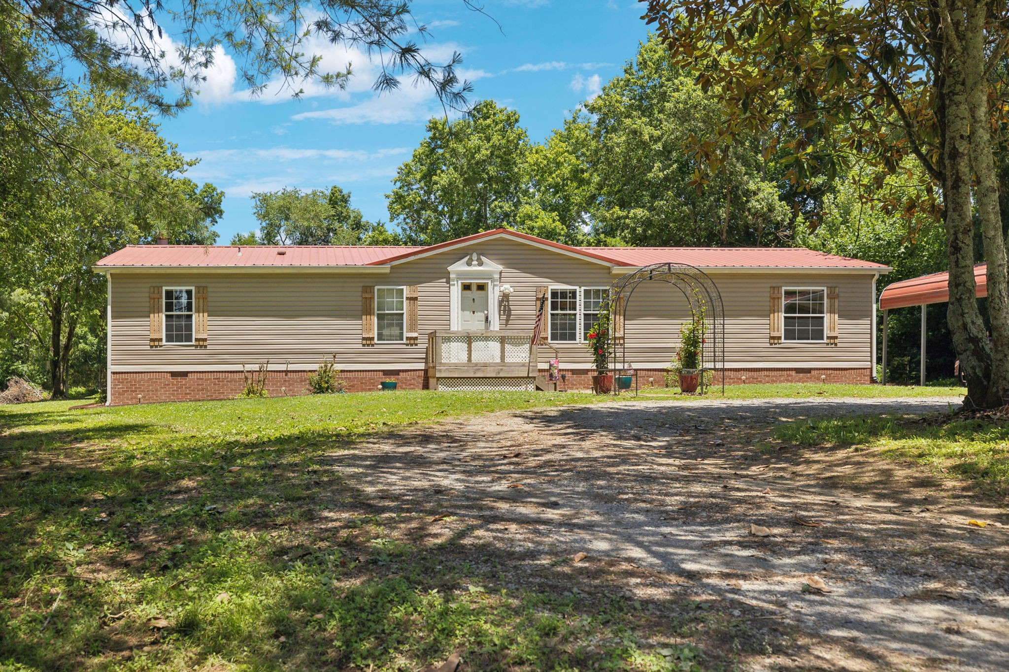 240 River Front Estates Lane Hartsville TN 37074