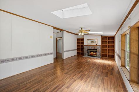 240 River Front Estates Lane Hartsville TN 37074