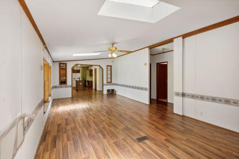 240 River Front Estates Lane Hartsville TN 37074