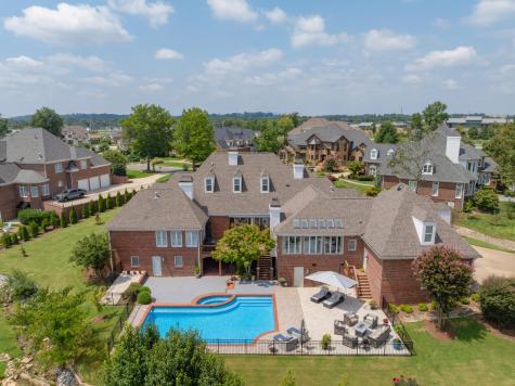 1934 Aviara Drive Chattanooga TN 37421