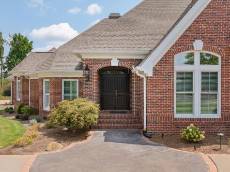 1934 Aviara Drive Chattanooga TN 37421