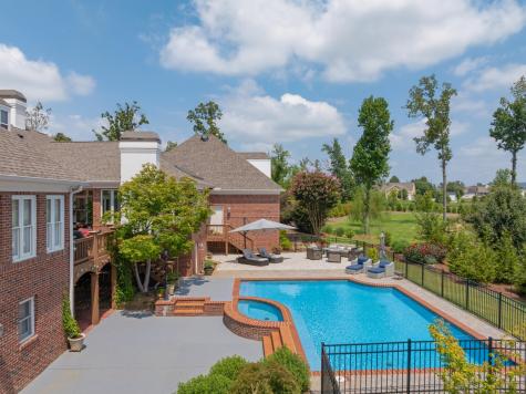 1934 Aviara Drive Chattanooga TN 37421