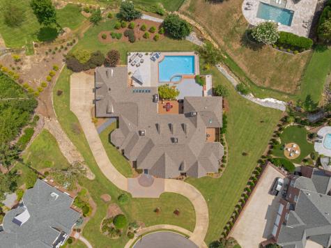 1934 Aviara Drive Chattanooga TN 37421