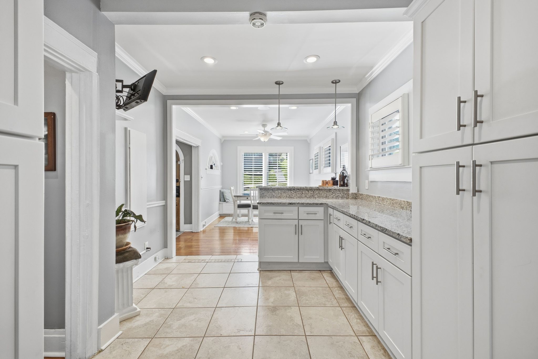 2112 Eastwood Avenue Nashville TN 37212