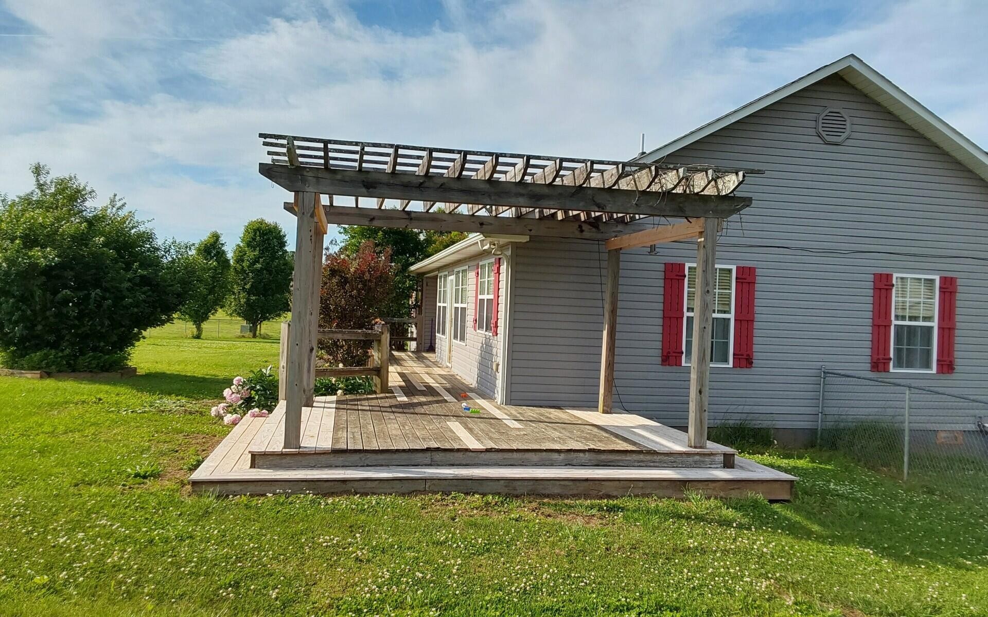 829 County Road 350 Sweetwater TN 37874
