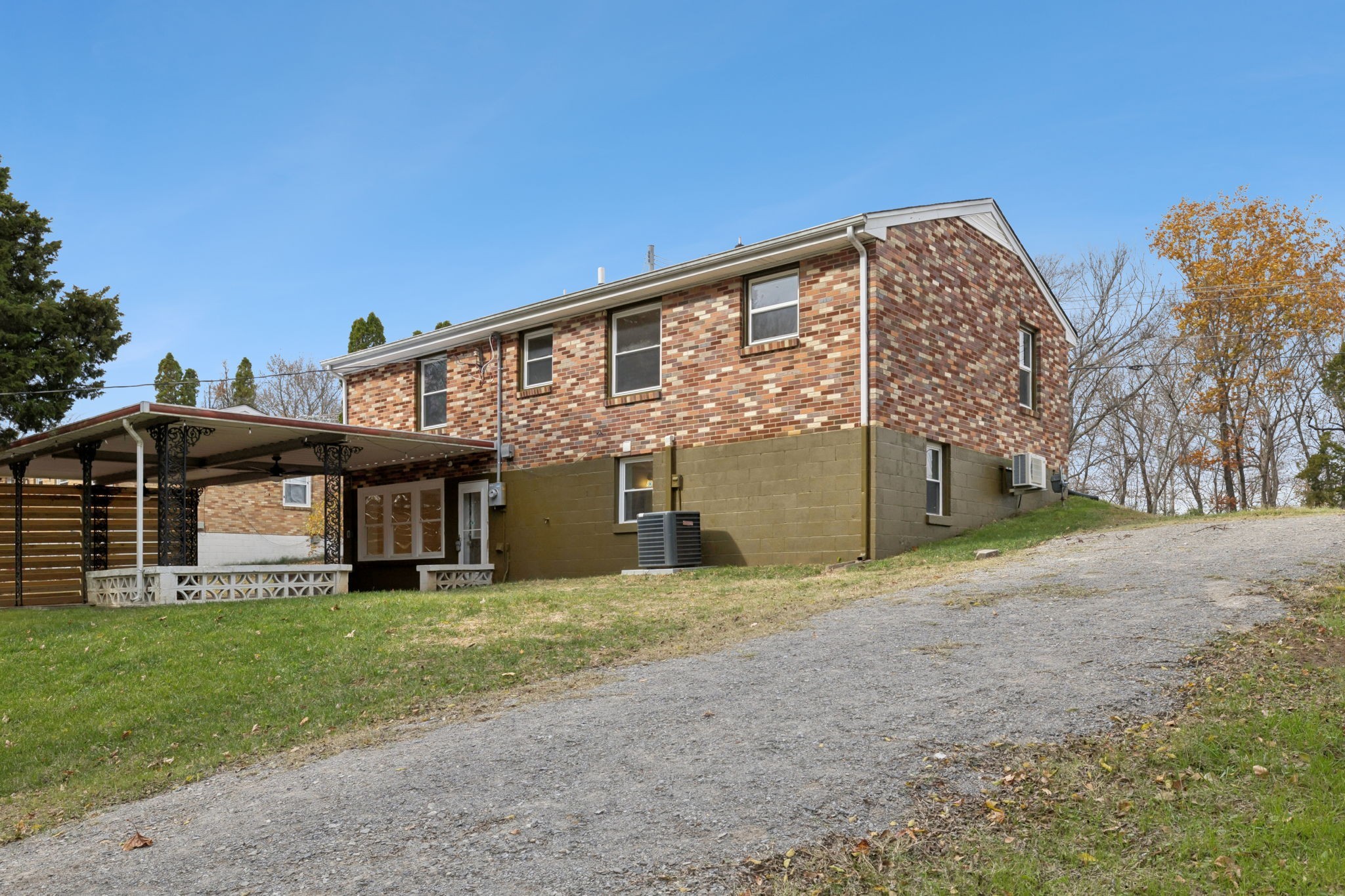 205 Edmondson Ferry Road Clarksville TN 37040