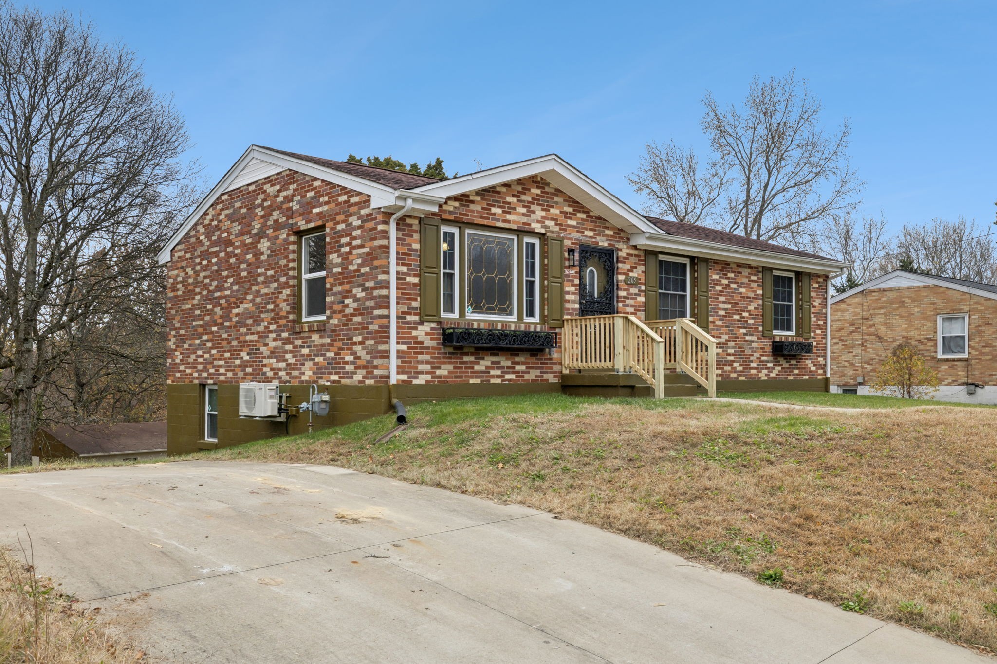 205 Edmondson Ferry Road Clarksville TN 37040