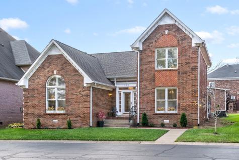 308 Peartree Drive Clarksville TN 37043