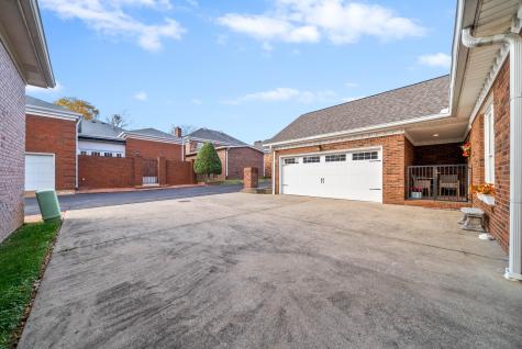 308 Peartree Drive Clarksville TN 37043
