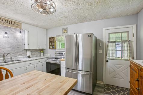 1118 N Walnut Street Westmoreland TN 37186