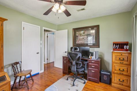 1118 N Walnut Street Westmoreland TN 37186
