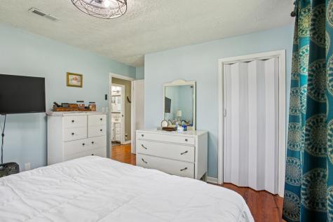 1118 N Walnut Street Westmoreland TN 37186