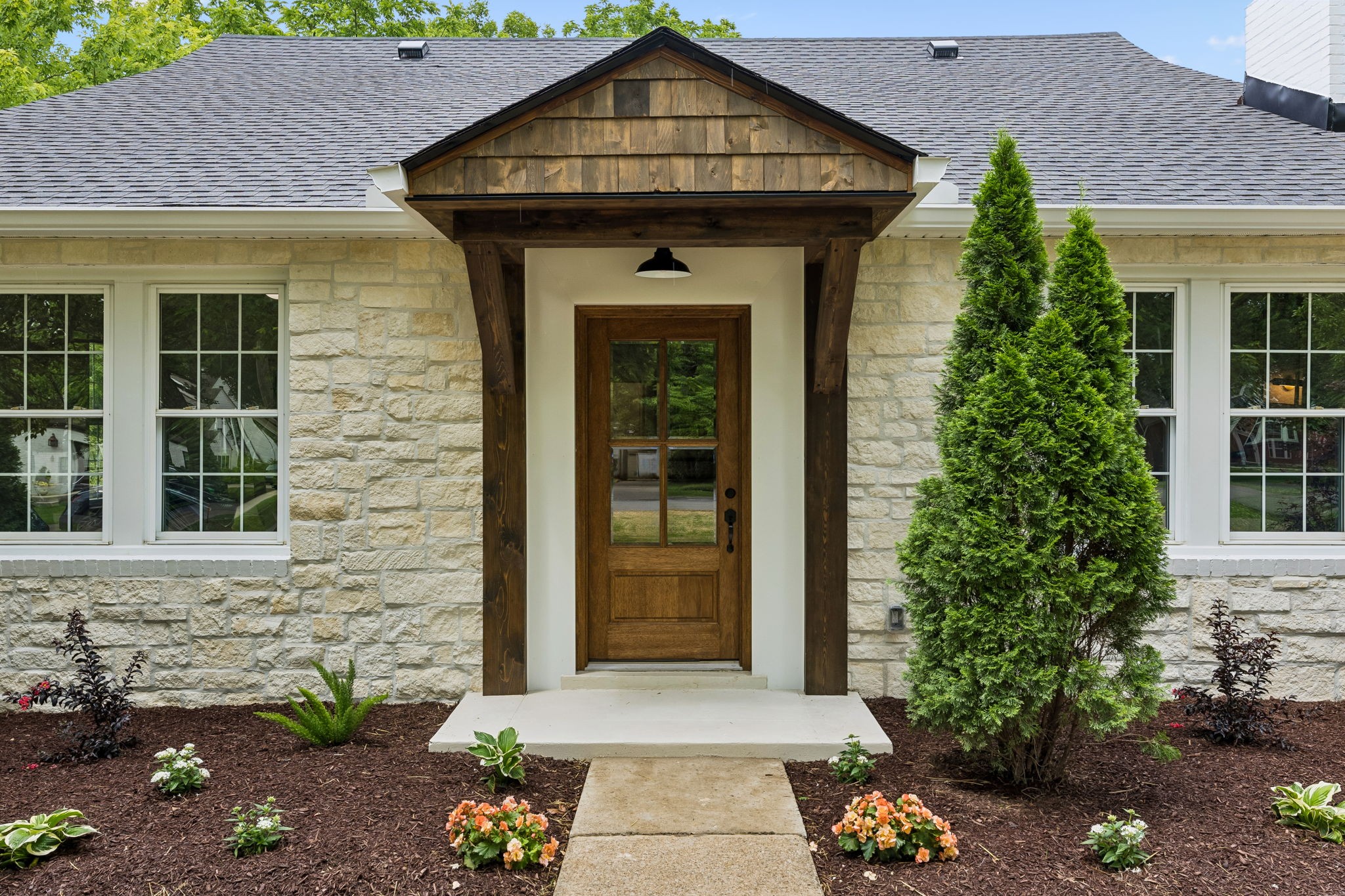 918 Sutton Hill Road Nashville TN 37204