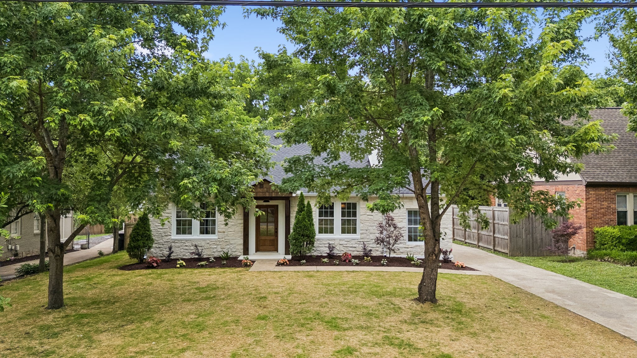 918 Sutton Hill Road Nashville TN 37204