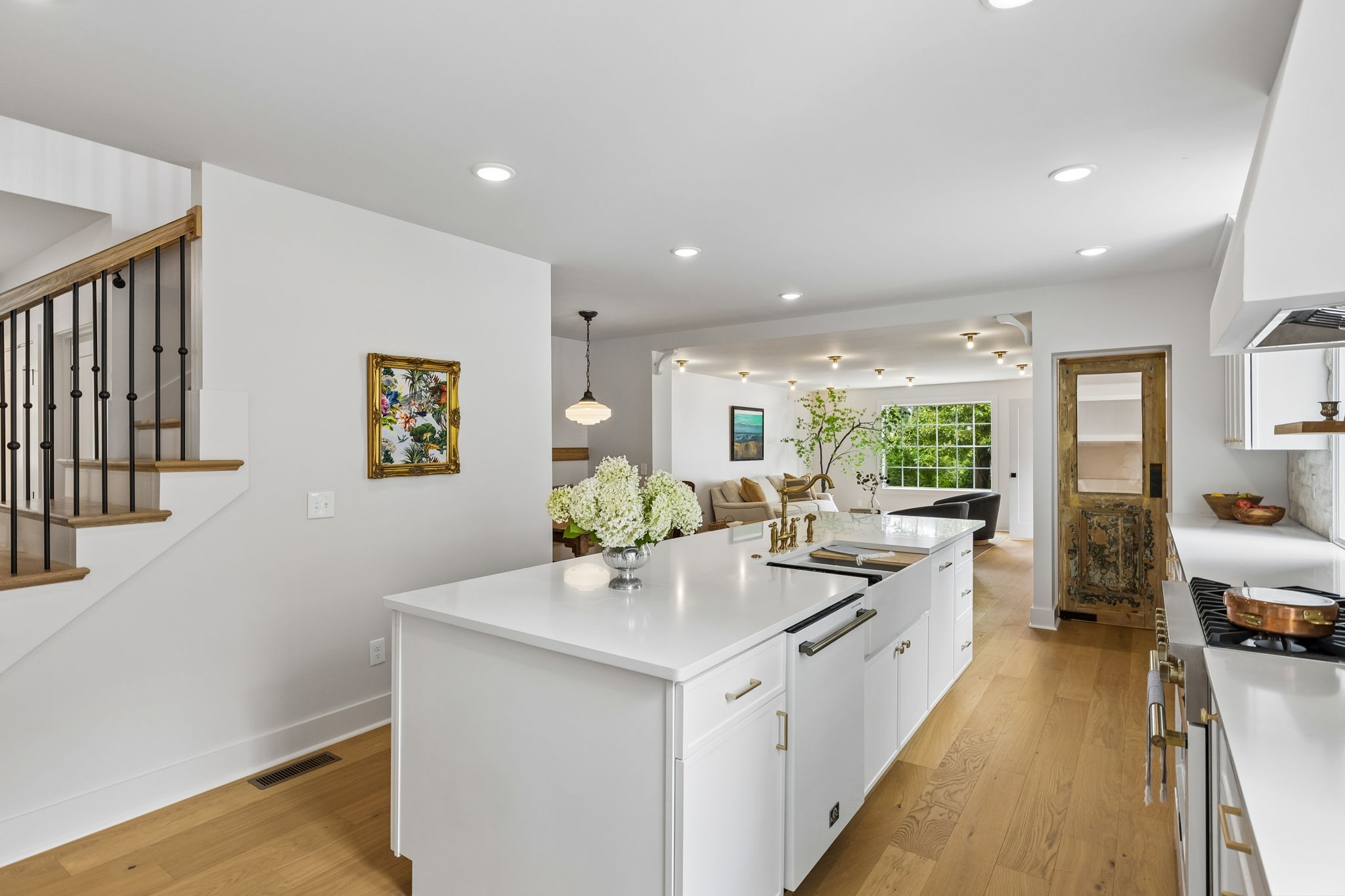 918 Sutton Hill Road Nashville TN 37204