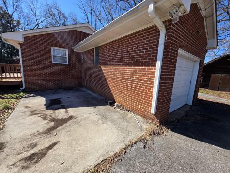 2001 Lacy Lane Maryville TN 37801