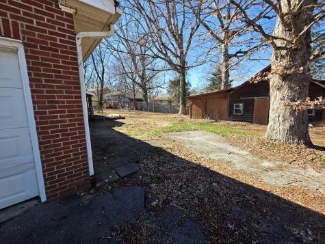 2001 Lacy Lane Maryville TN 37801