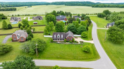 6500 Breckenridge Cove Columbia TN 38401