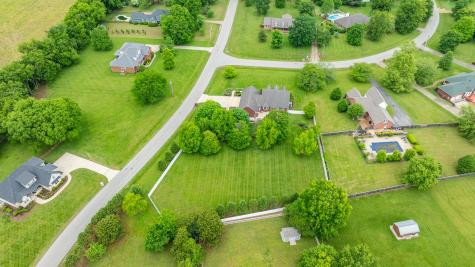 6500 Breckenridge Cove Columbia TN 38401