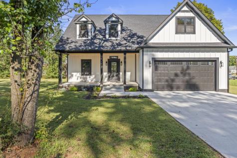 106 5TH Avenue N Decherd TN 37324