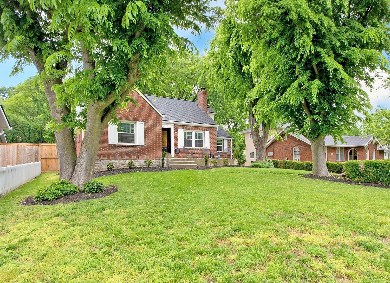 2109 Natchez Trace Nashville TN 37212