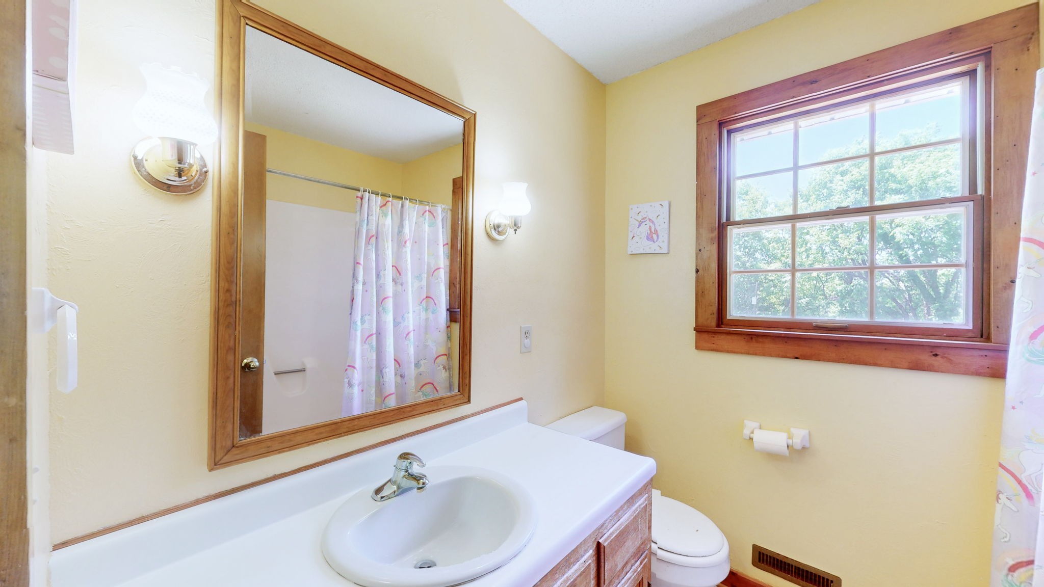 105 Flower Lane Paris TN 38242