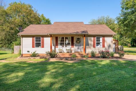 147 Smith Road Portland TN 37148