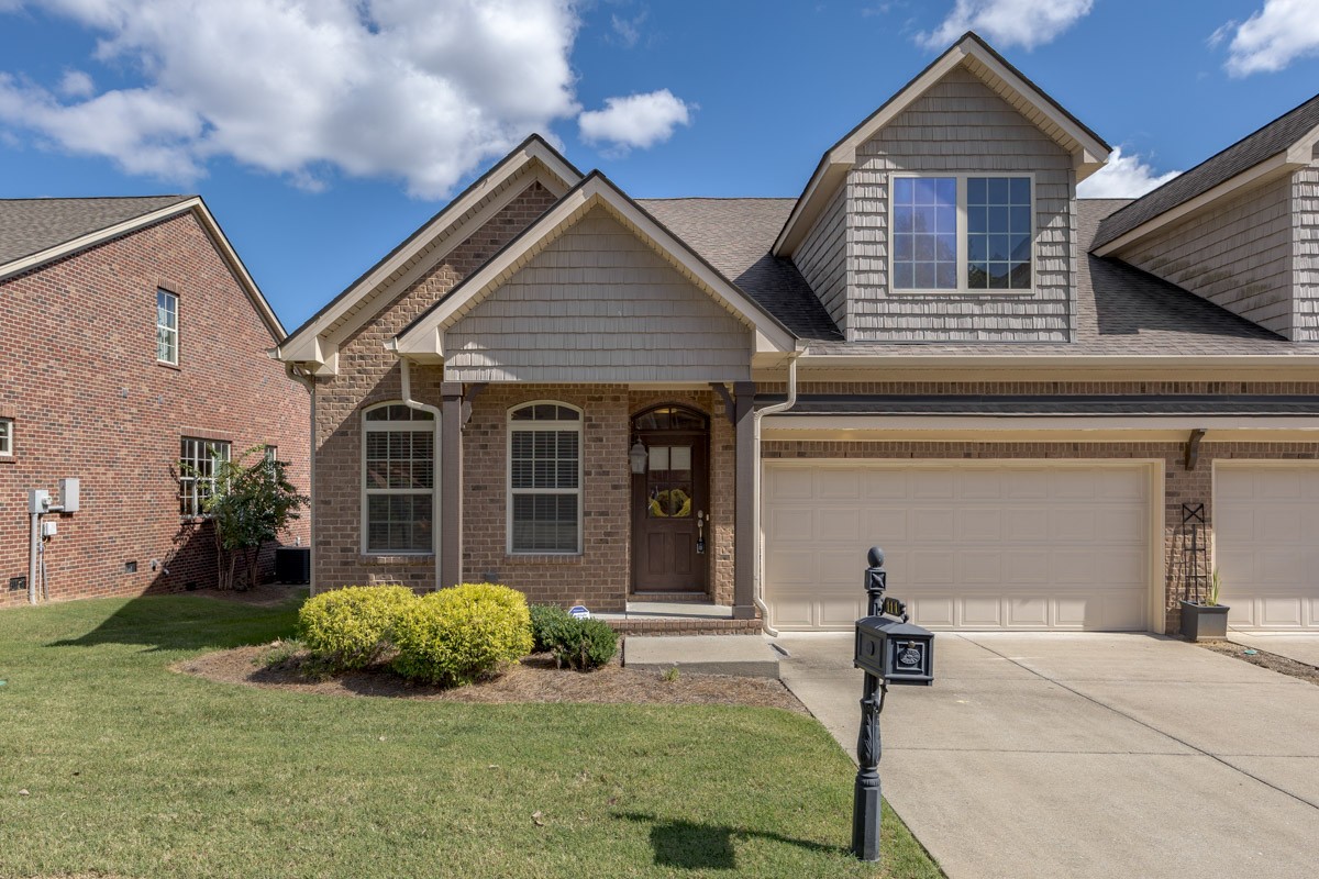 111 Nickolas Circle Lebanon TN 37087