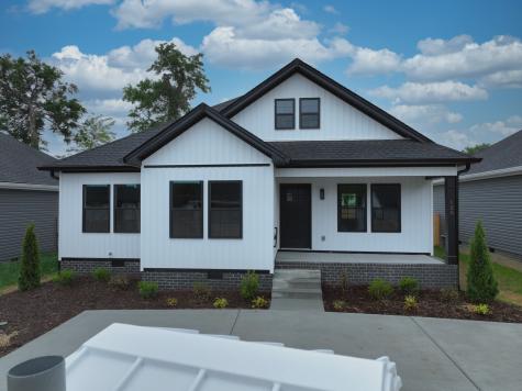 210 Ross Avenue Gallatin TN 37066