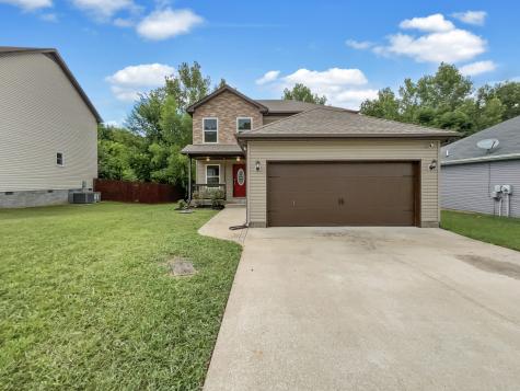 1318 Whitt Lane Clarksville TN 37042