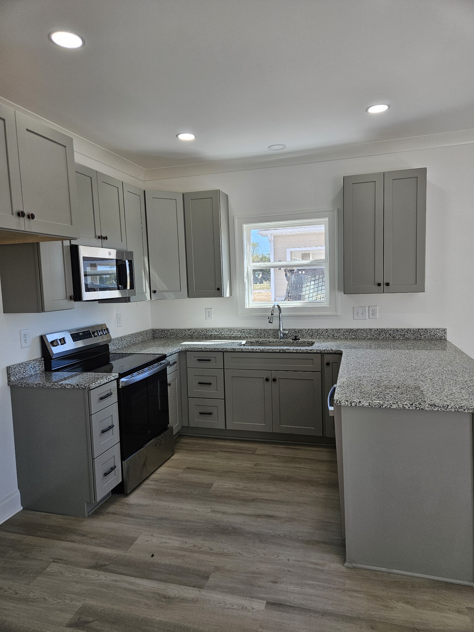 2216 Pickwick Place Murfreesboro TN 37127