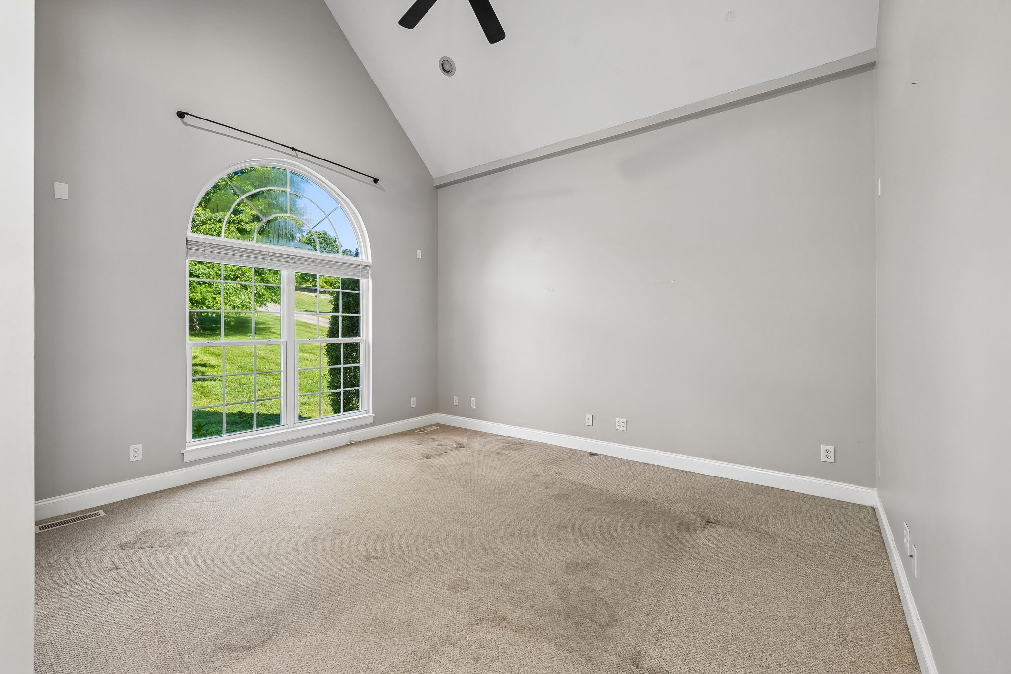 450 Bonnie Valley Drive Lebanon TN 37087