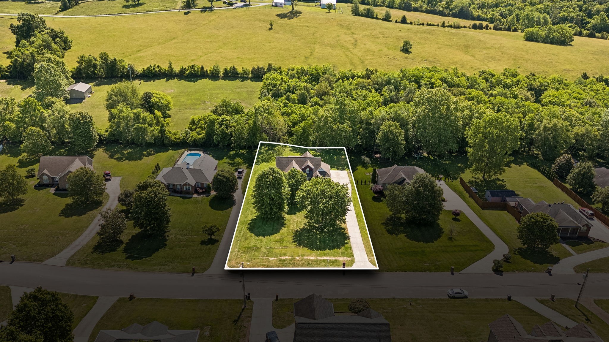 450 Bonnie Valley Drive Lebanon TN 37087