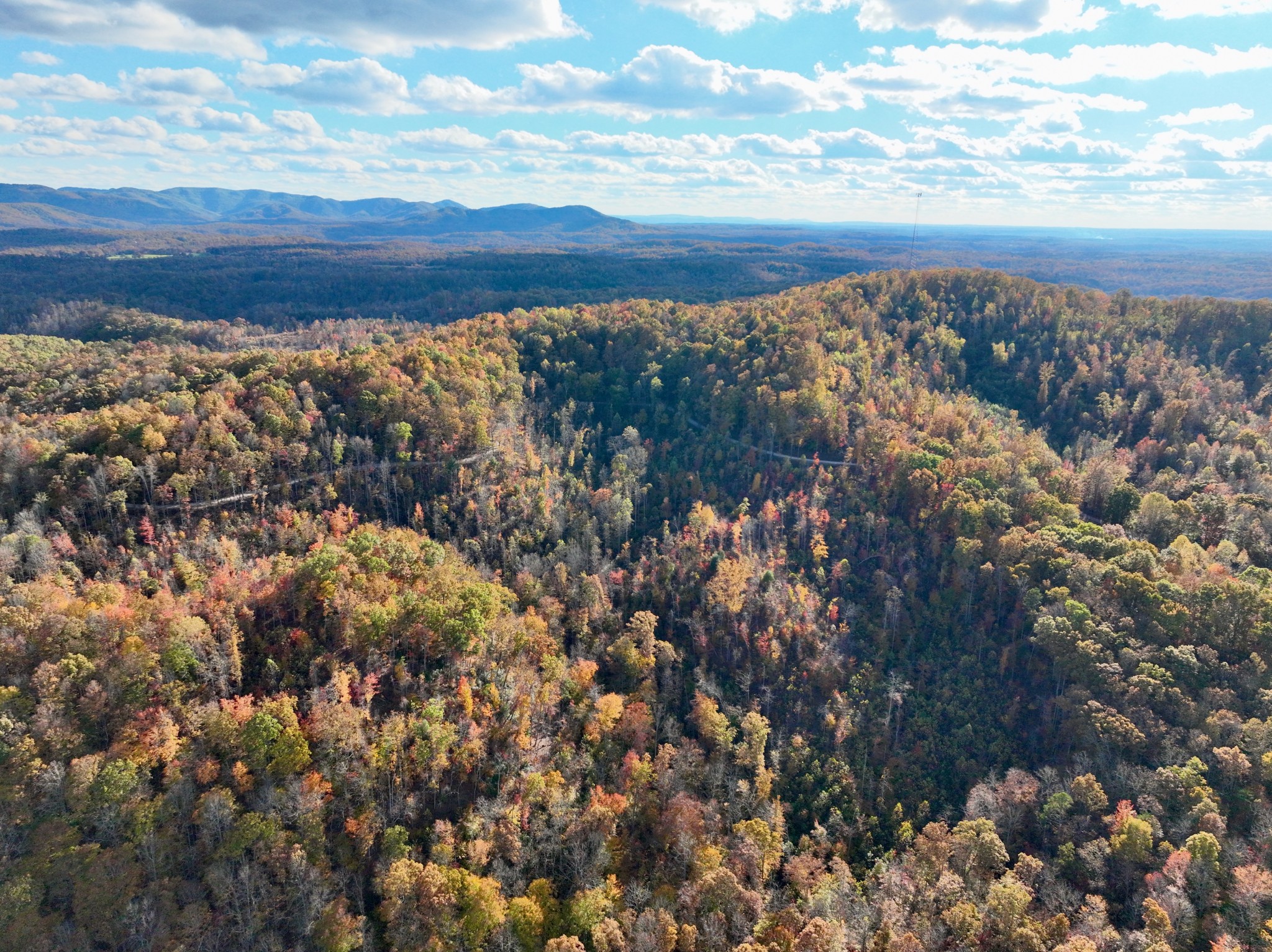 1 Robbins Road, E Robbins TN 37852