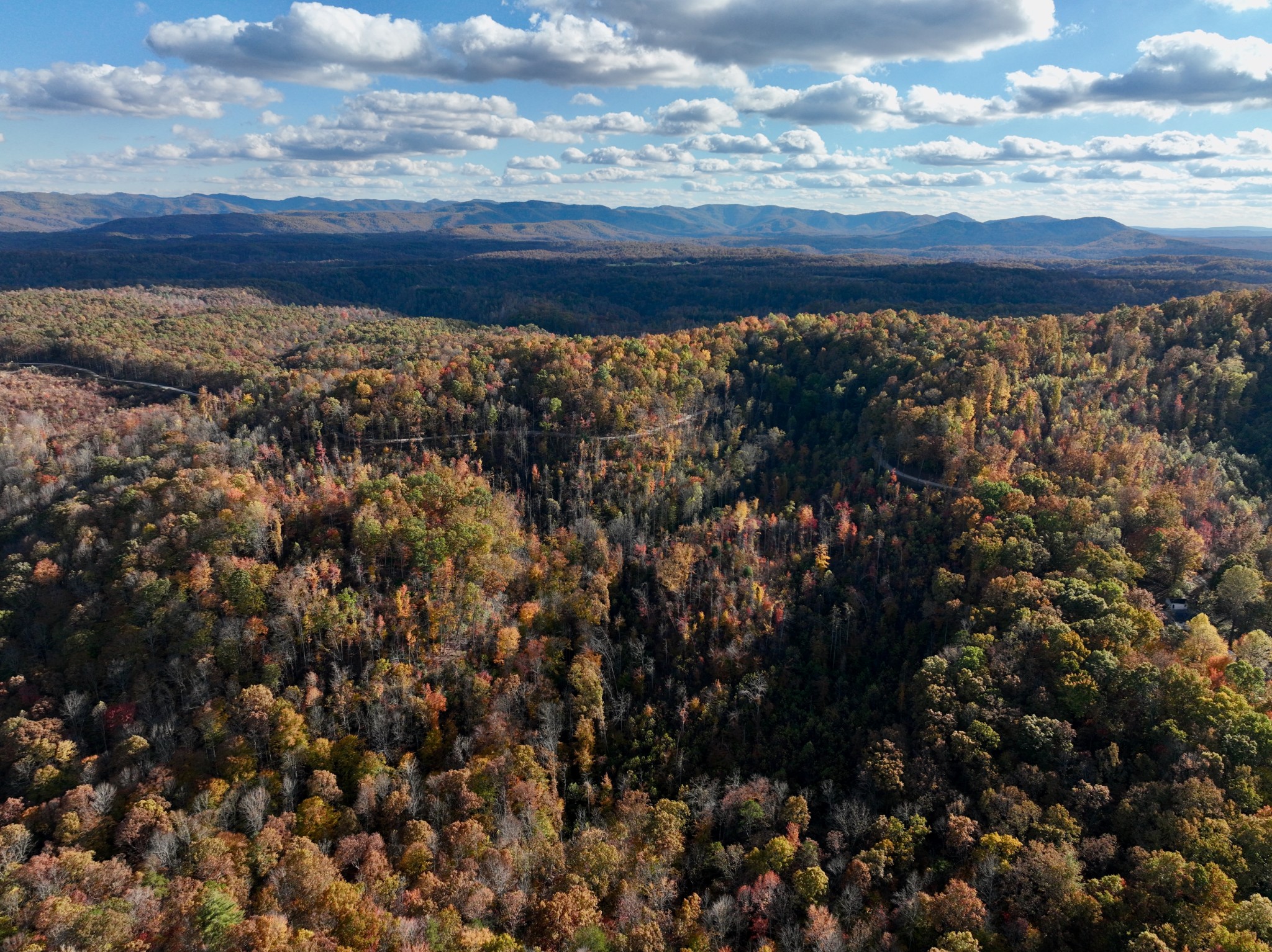 1 Robbins Road, E Robbins TN 37852