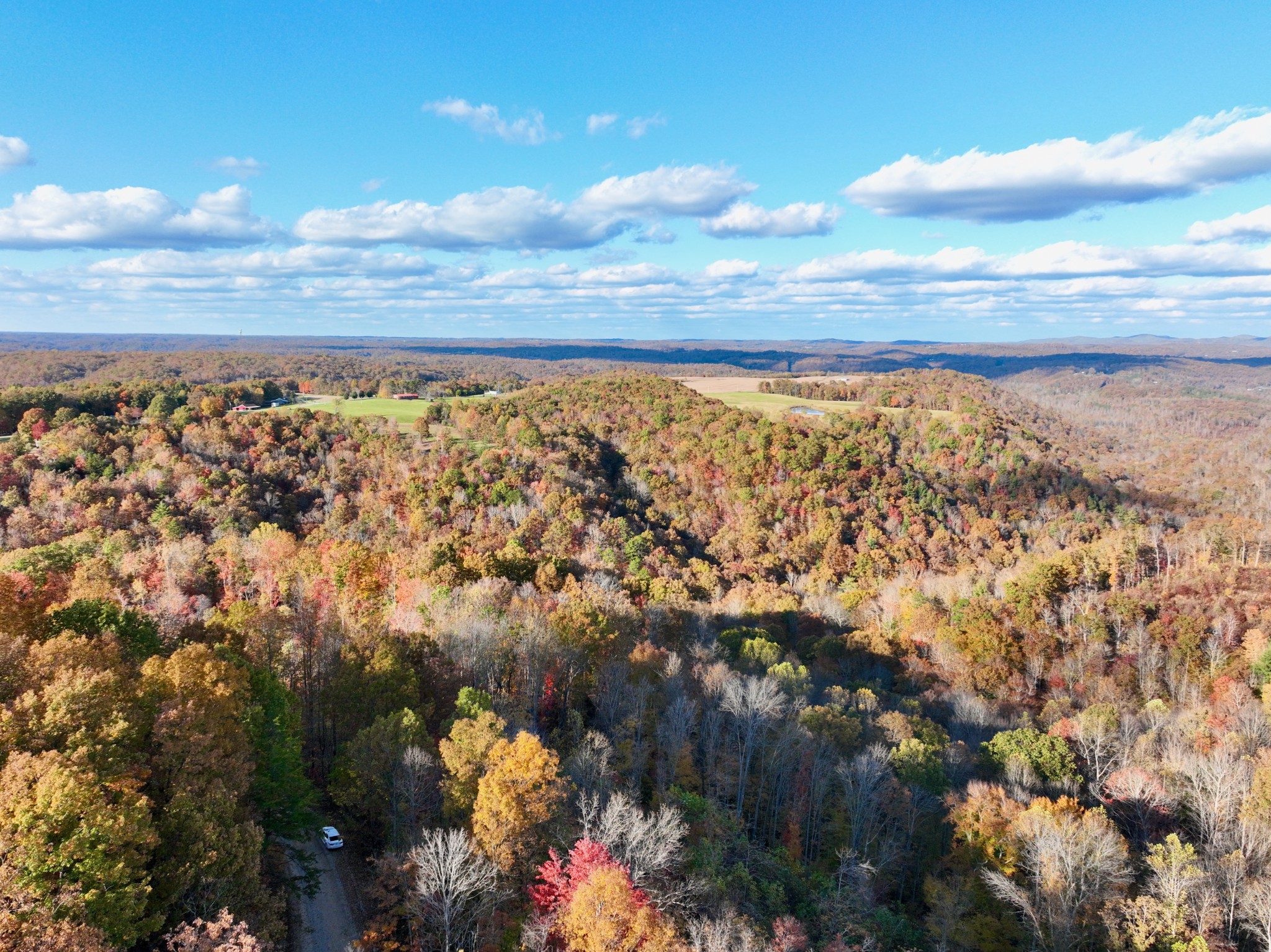 1 Robbins Road, E Robbins TN 37852