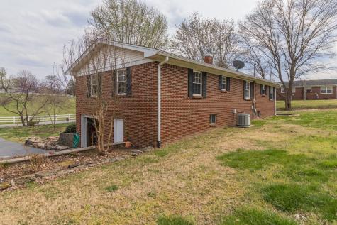 409 Donald Drive Red Boiling Springs TN 37150