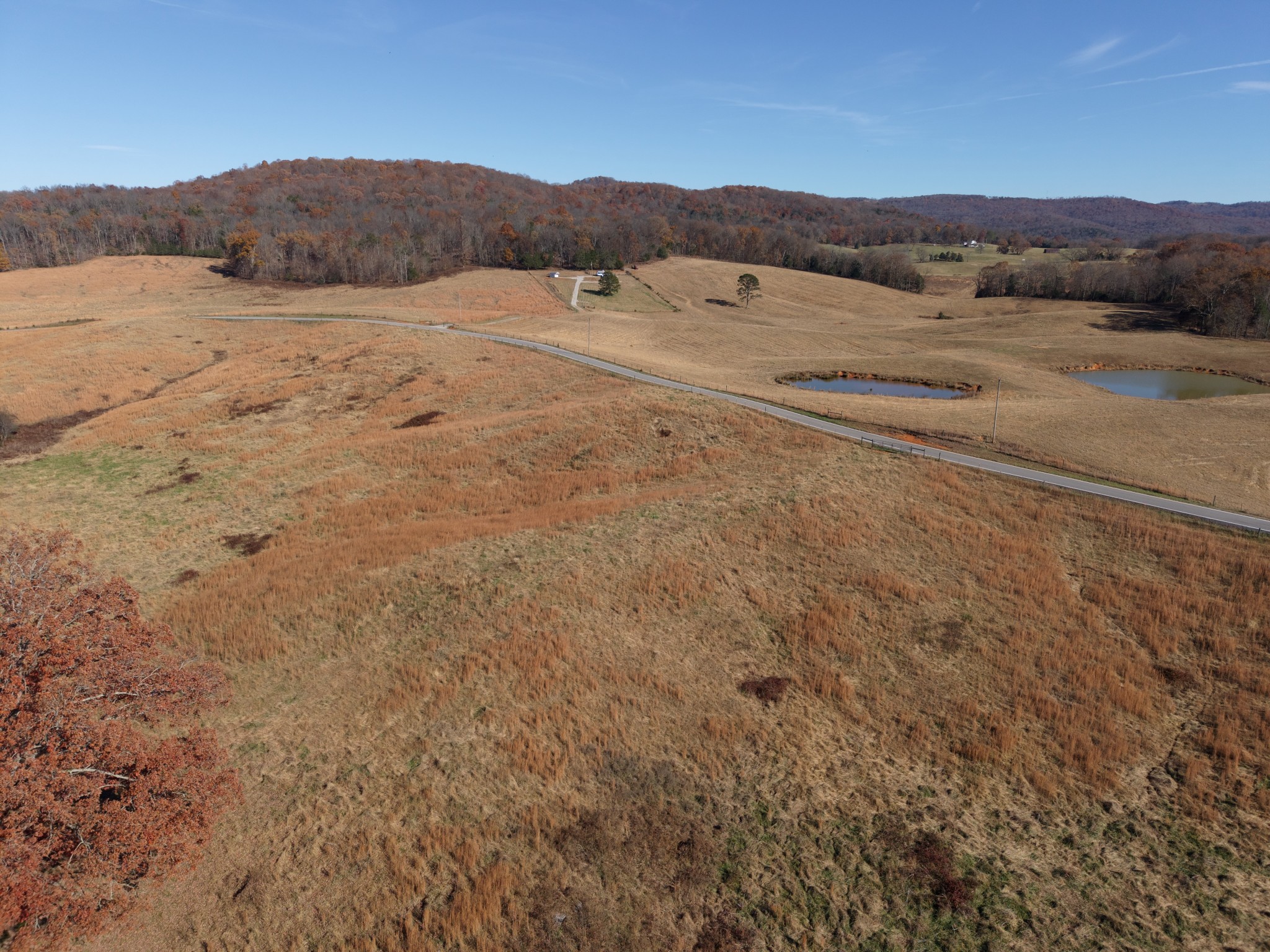7 West Of Barlow Road Rock Island TN 38581