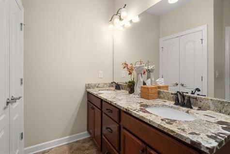 169 Village Circle Lebanon TN 37087