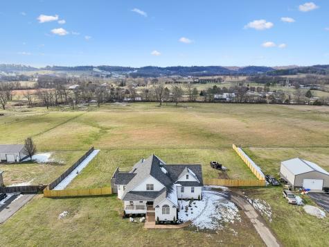 1175 Carters Creek Pike Columbia TN 38401
