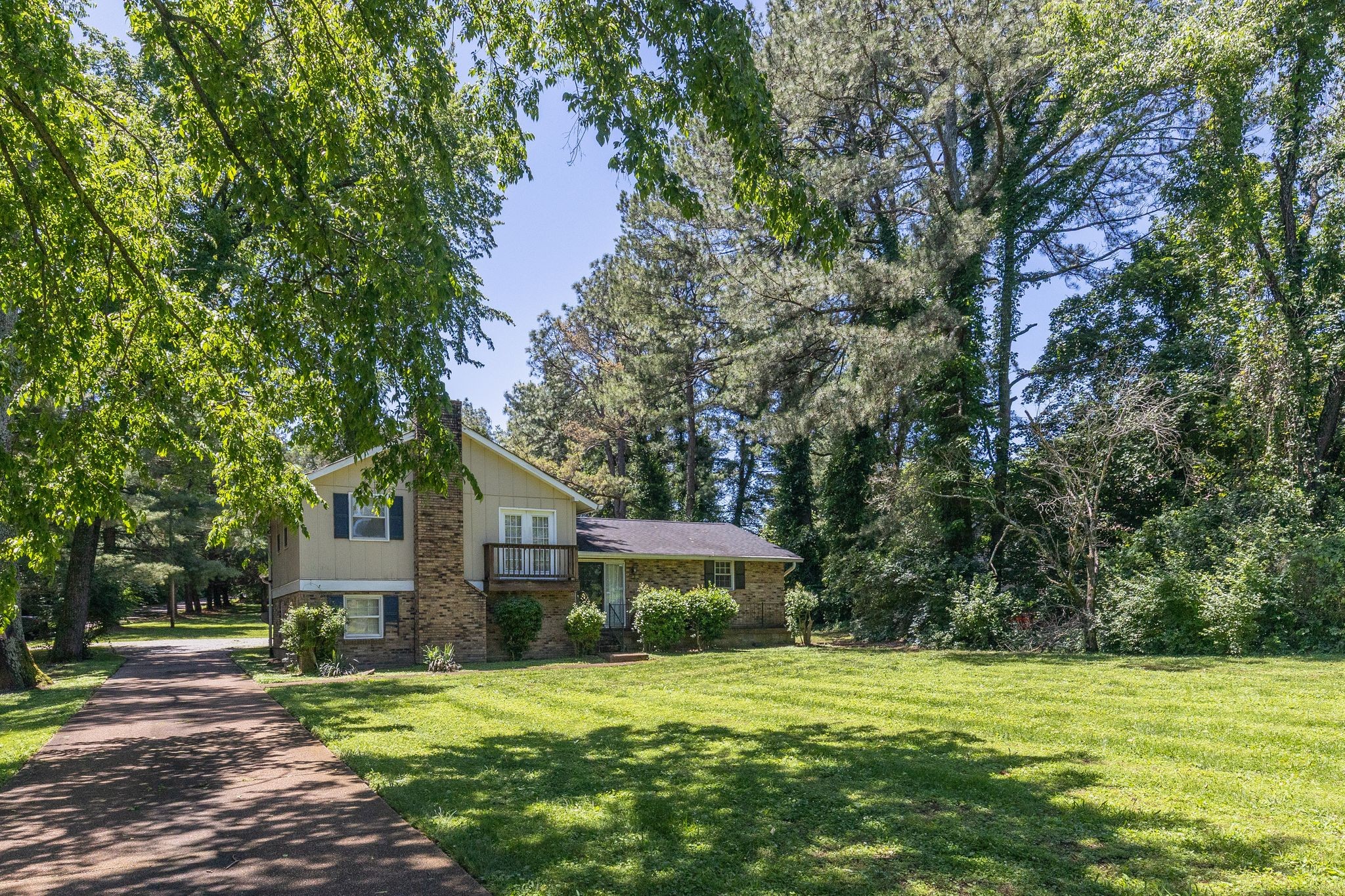 705 Hogan Road Nashville TN 37220