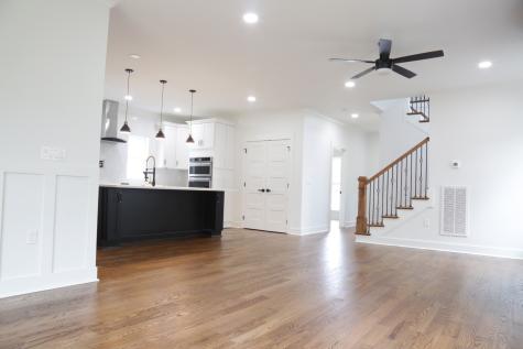 2226A Fox Avenue Nashville TN 37210