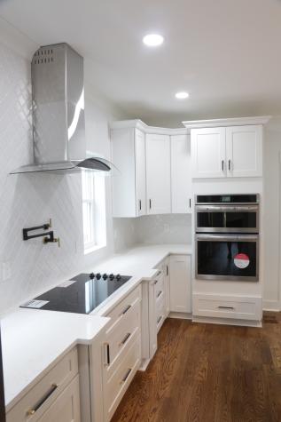 2226A Fox Avenue Nashville TN 37210