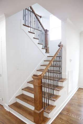 2226A Fox Avenue Nashville TN 37210