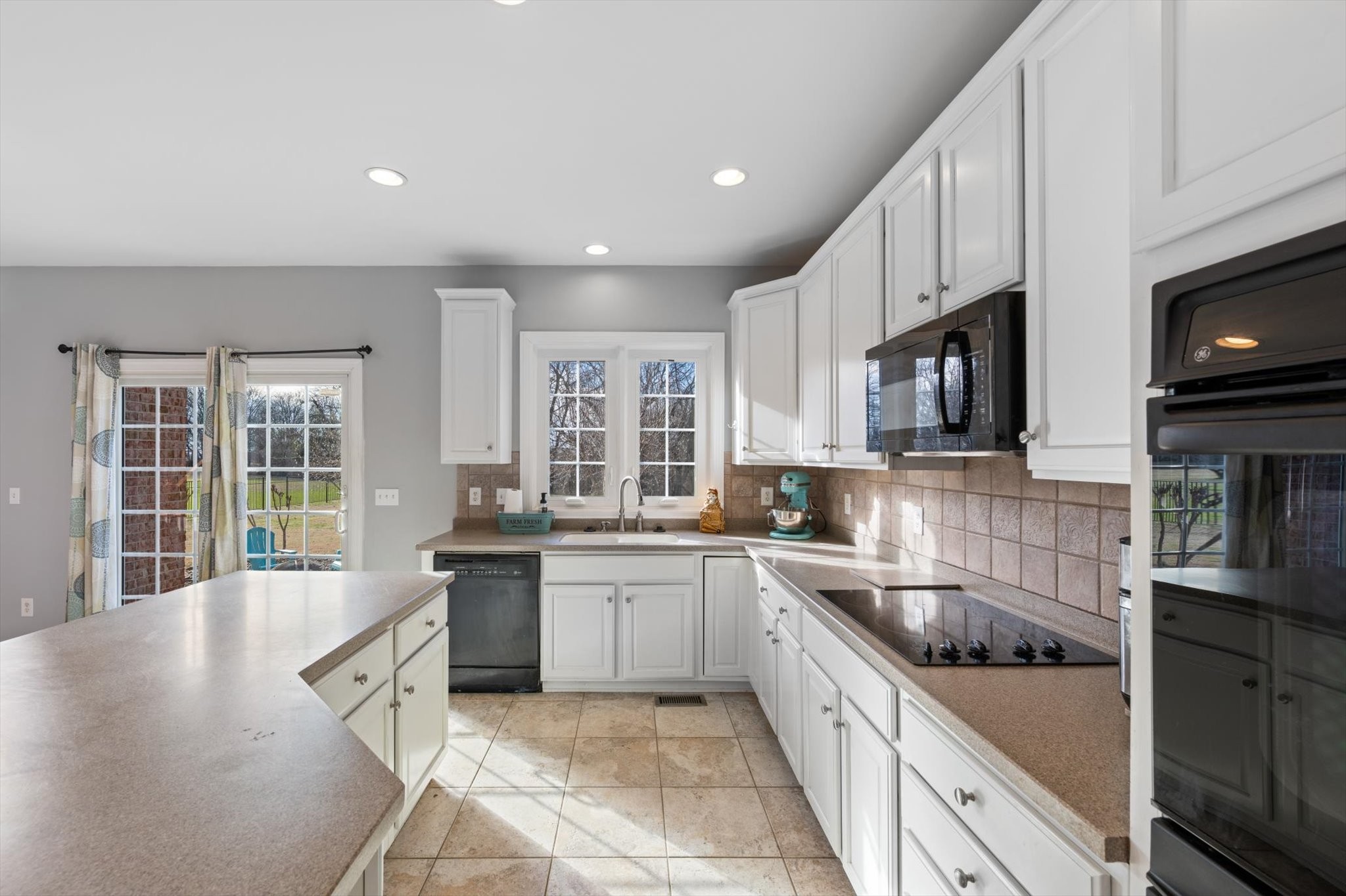 508 Five Oaks Boulevard Lebanon TN 37087