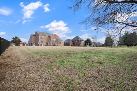 508 Five Oaks Boulevard Lebanon TN 37087