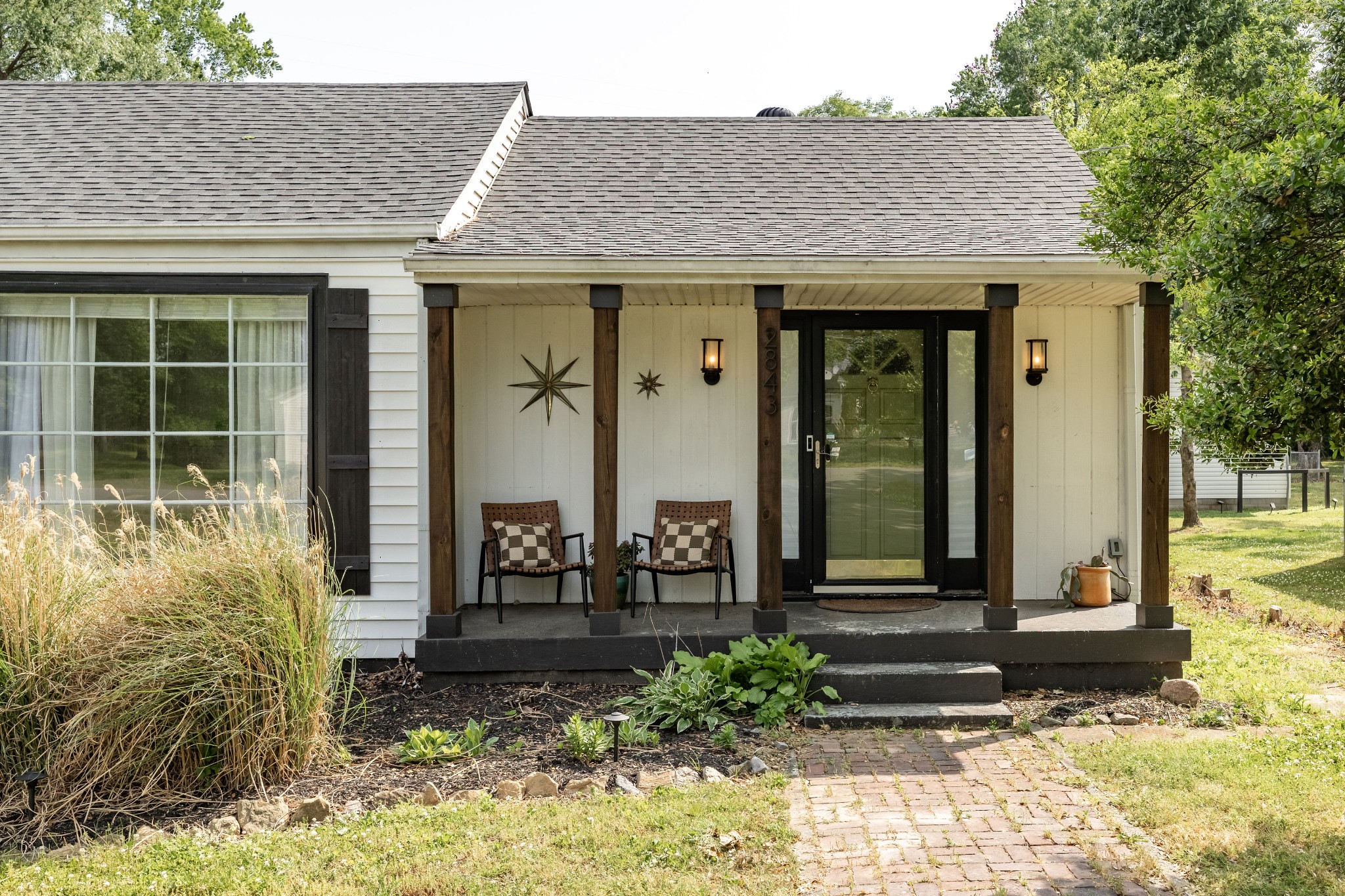 2843 Colonial Circle Nashville TN 37214